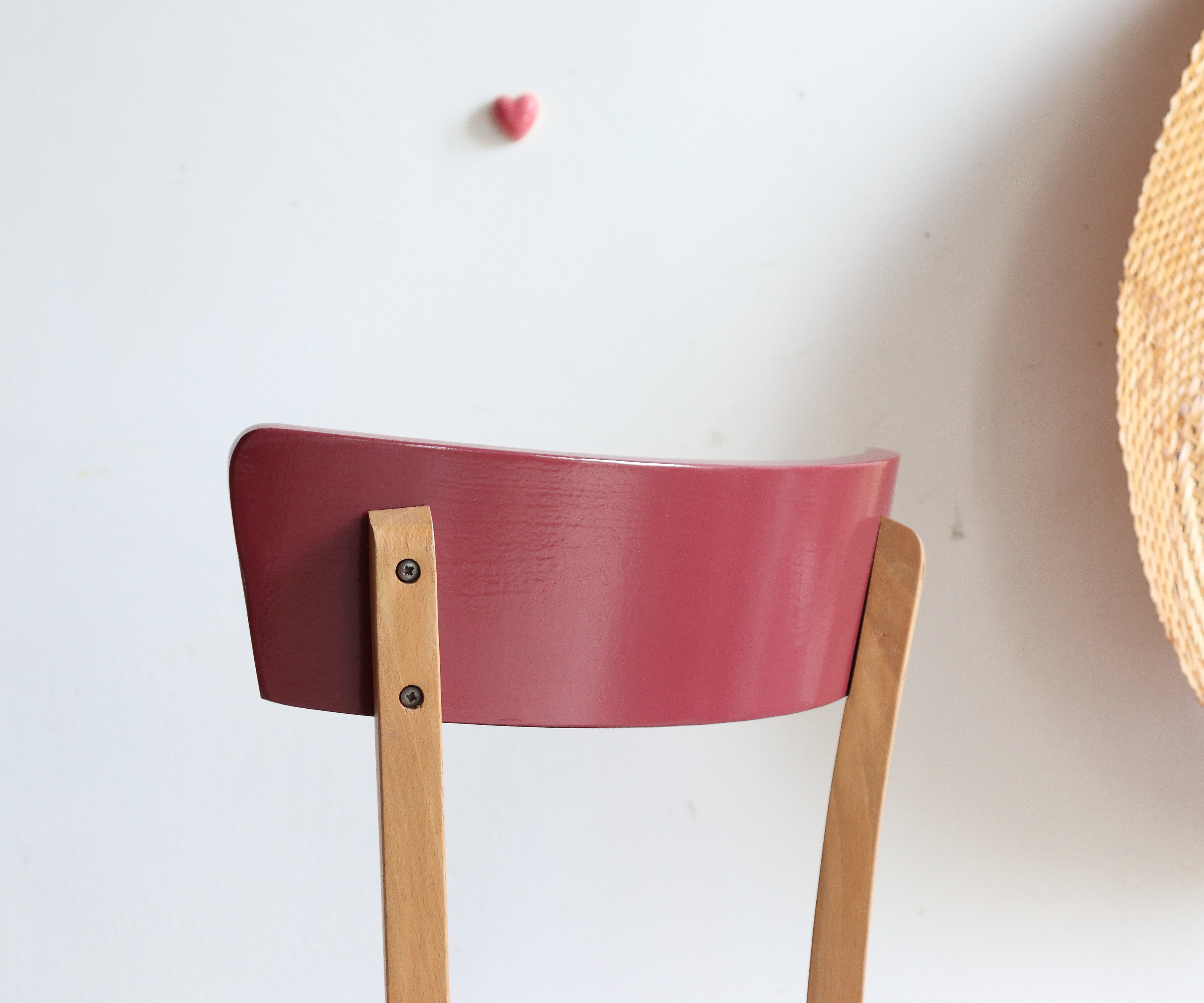 Vintage wooden bistro chair revisited