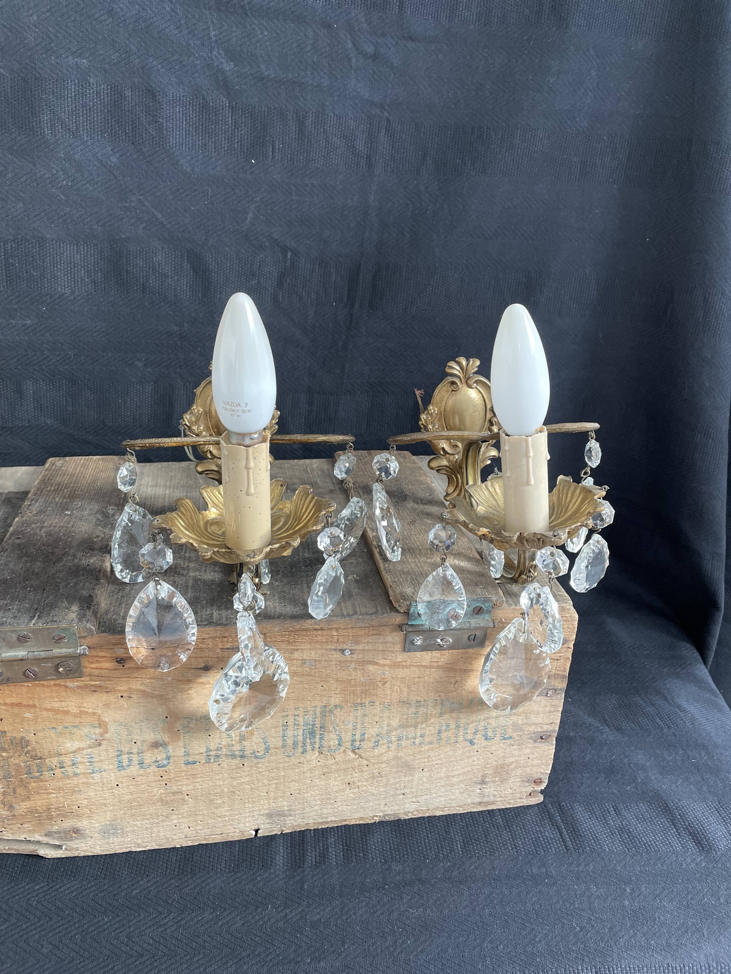 Pair of antique wall lamps - golden metal - grapevines - 1 lights