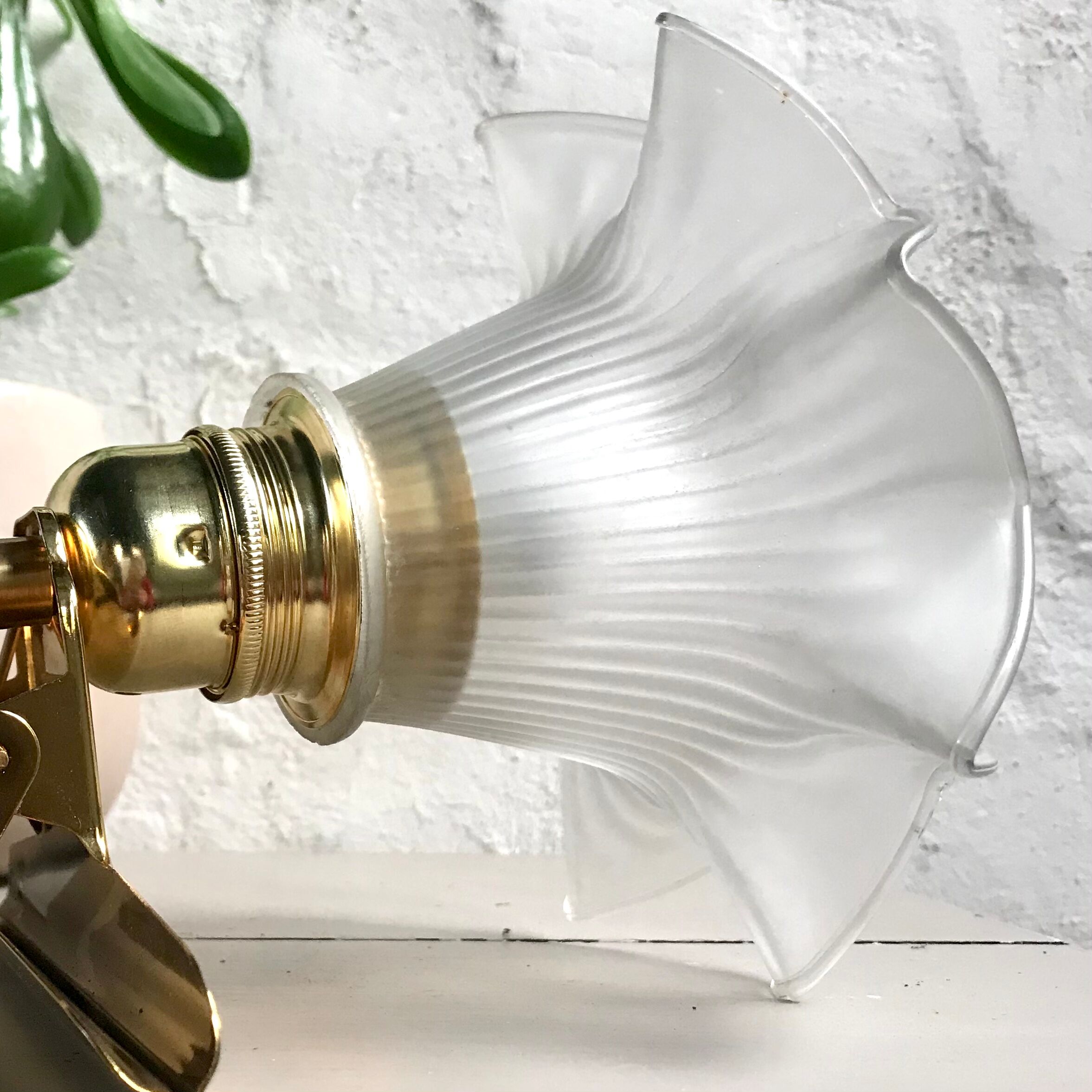 Art Deco tulip walker