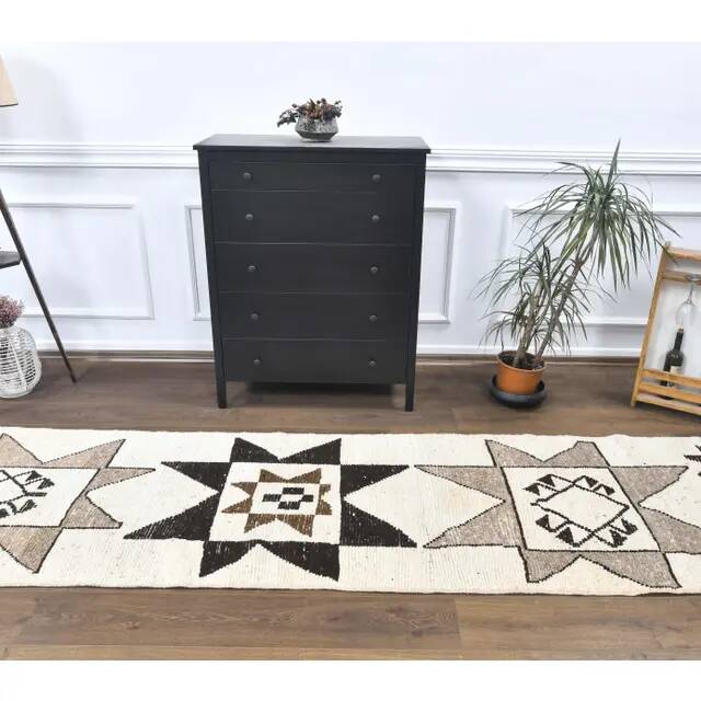 Vintage Turkish Hand-Knotted Runner 90x359