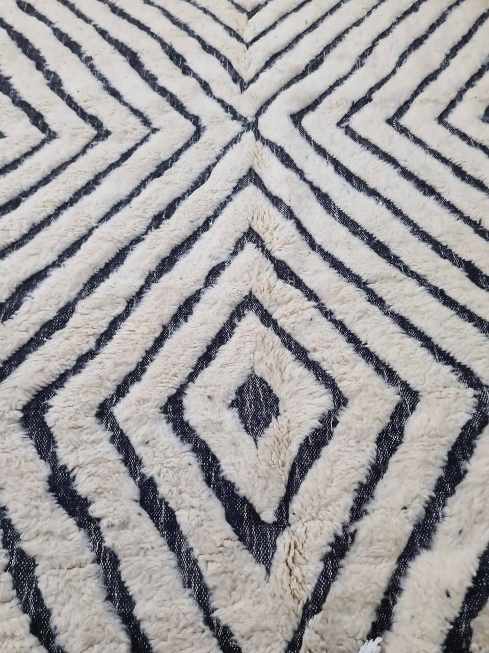 Handmade wool Berber rug 300X200 cm