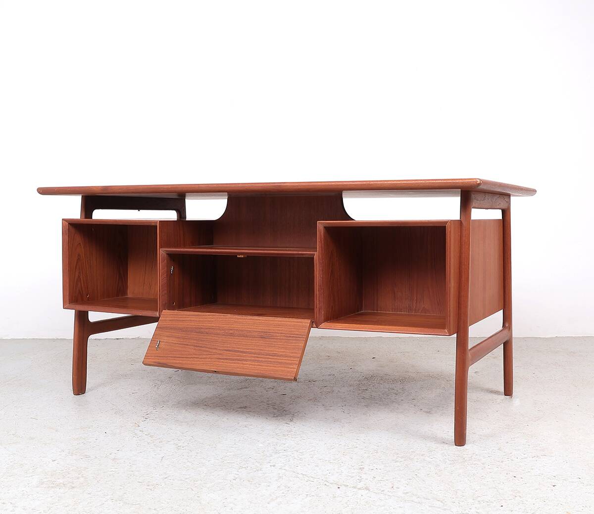 Omann Jun teak desk model 75, 1960s