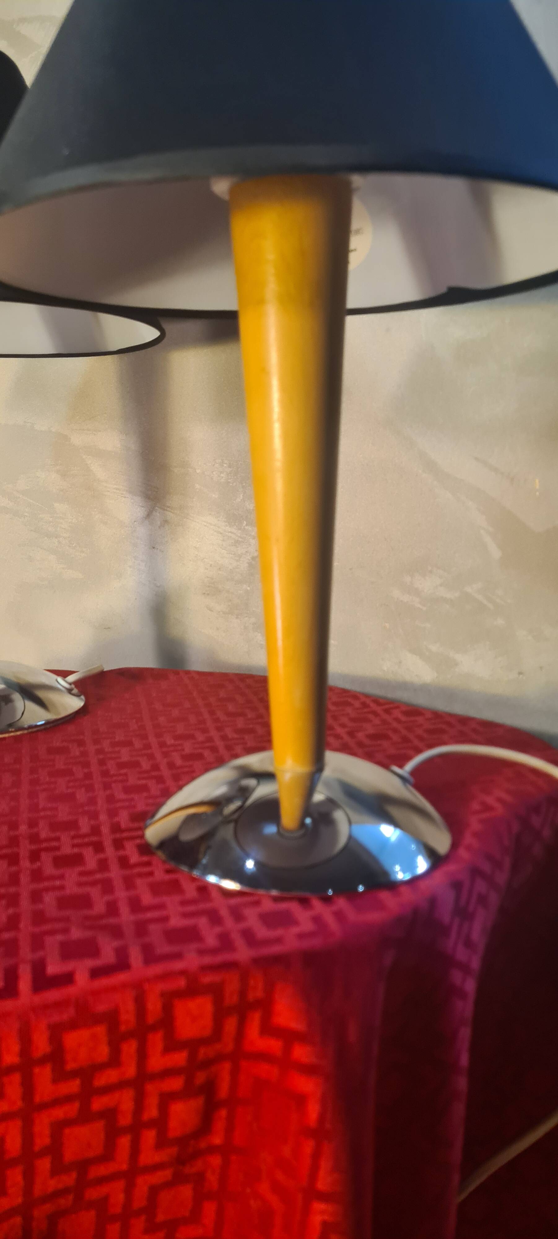 Pair of Scandinavian style bedside lamps in wood and chrome metal, electric ok, 40x25.