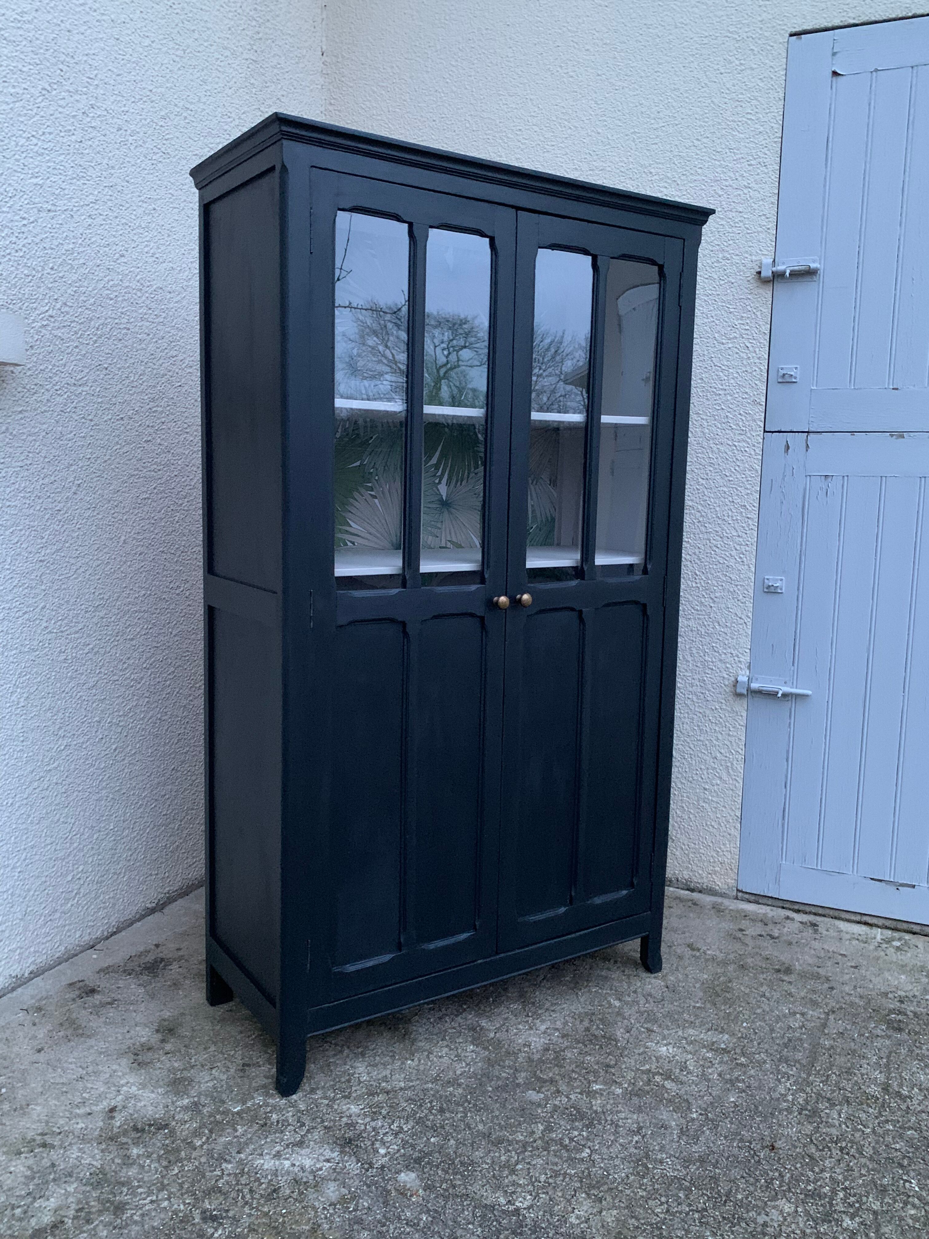 Parisian glazed wardrobe 1940