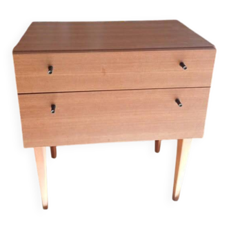 Table de nuit scandinave et vintage