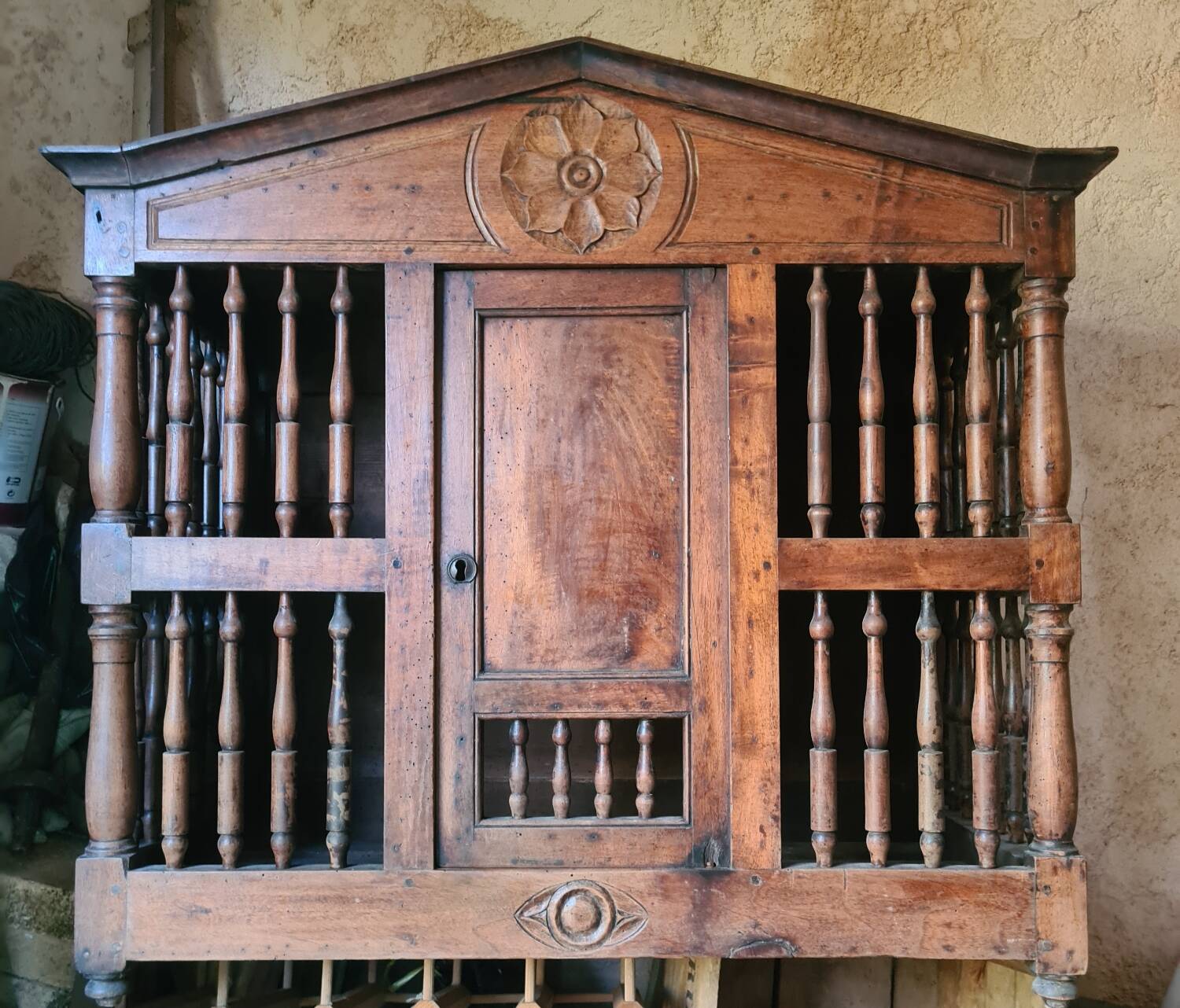 19th century Provençal panetière