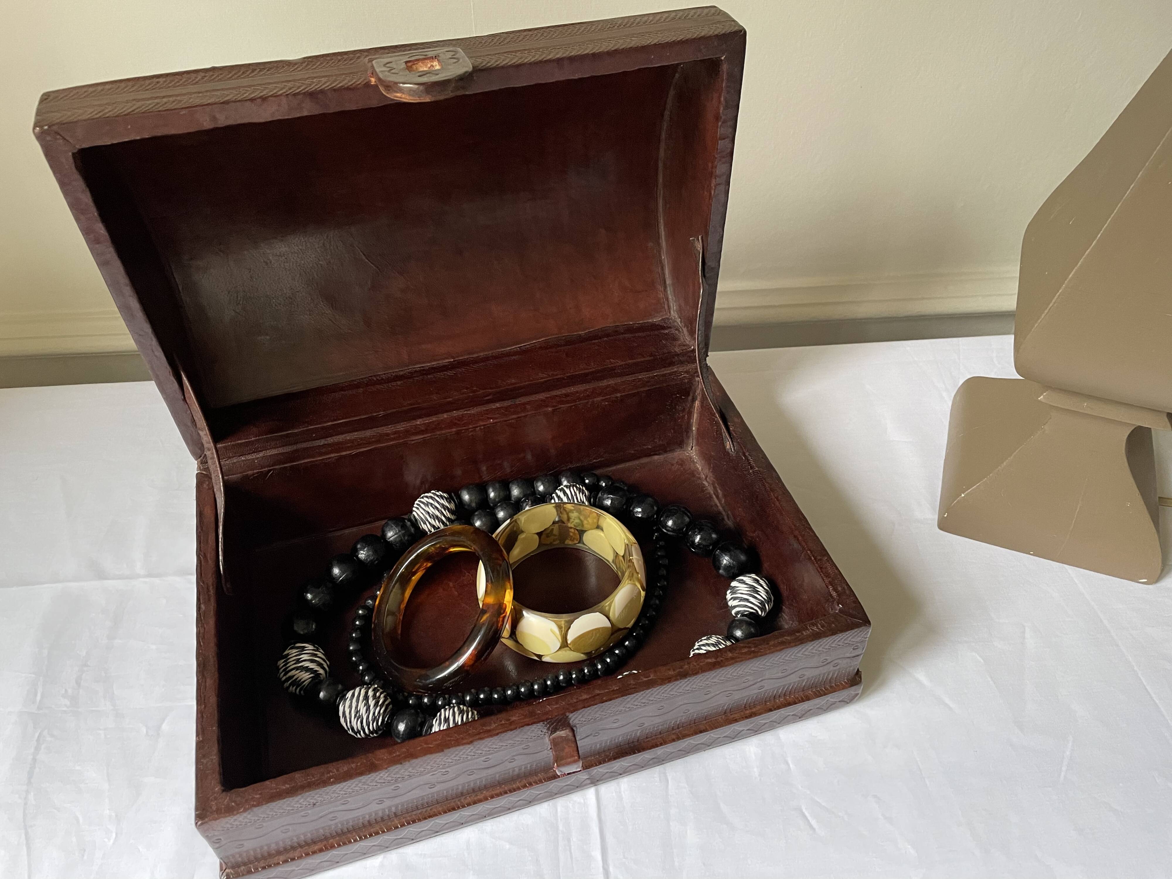 Coffret en cuir embossé Touareg