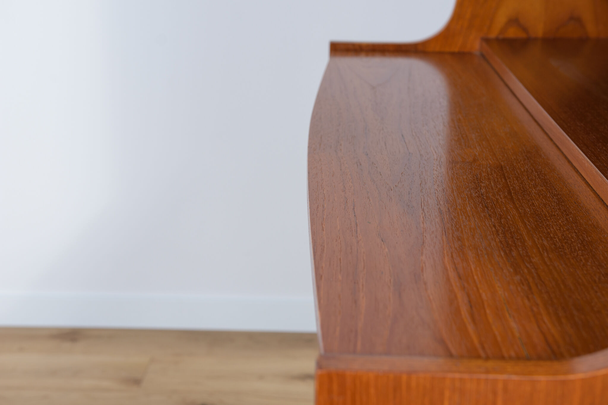 Mid-century teak shelf with pull-out top, 1960s