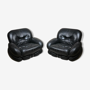 Pair of black leather armchairs by Adriano Piazzesi