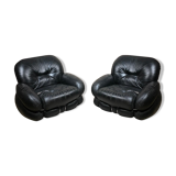 Paire de fauteuils en cuir noir d'Adriano Piazzesi