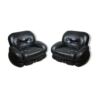 Pair of black leather armchairs by Adriano Piazzesi