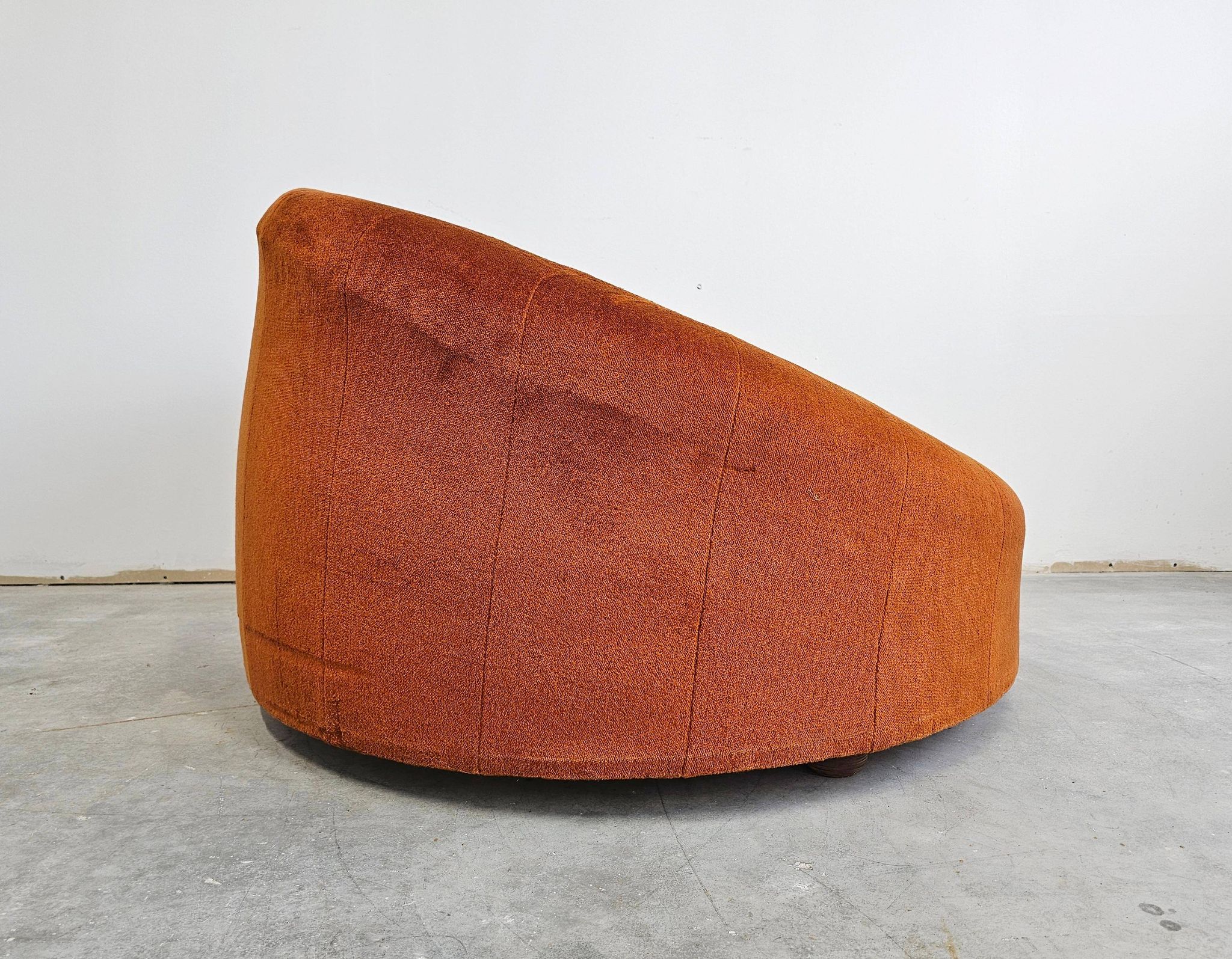 Round armchair in the style of Pierre Paulin, oversized pouf, velvet.