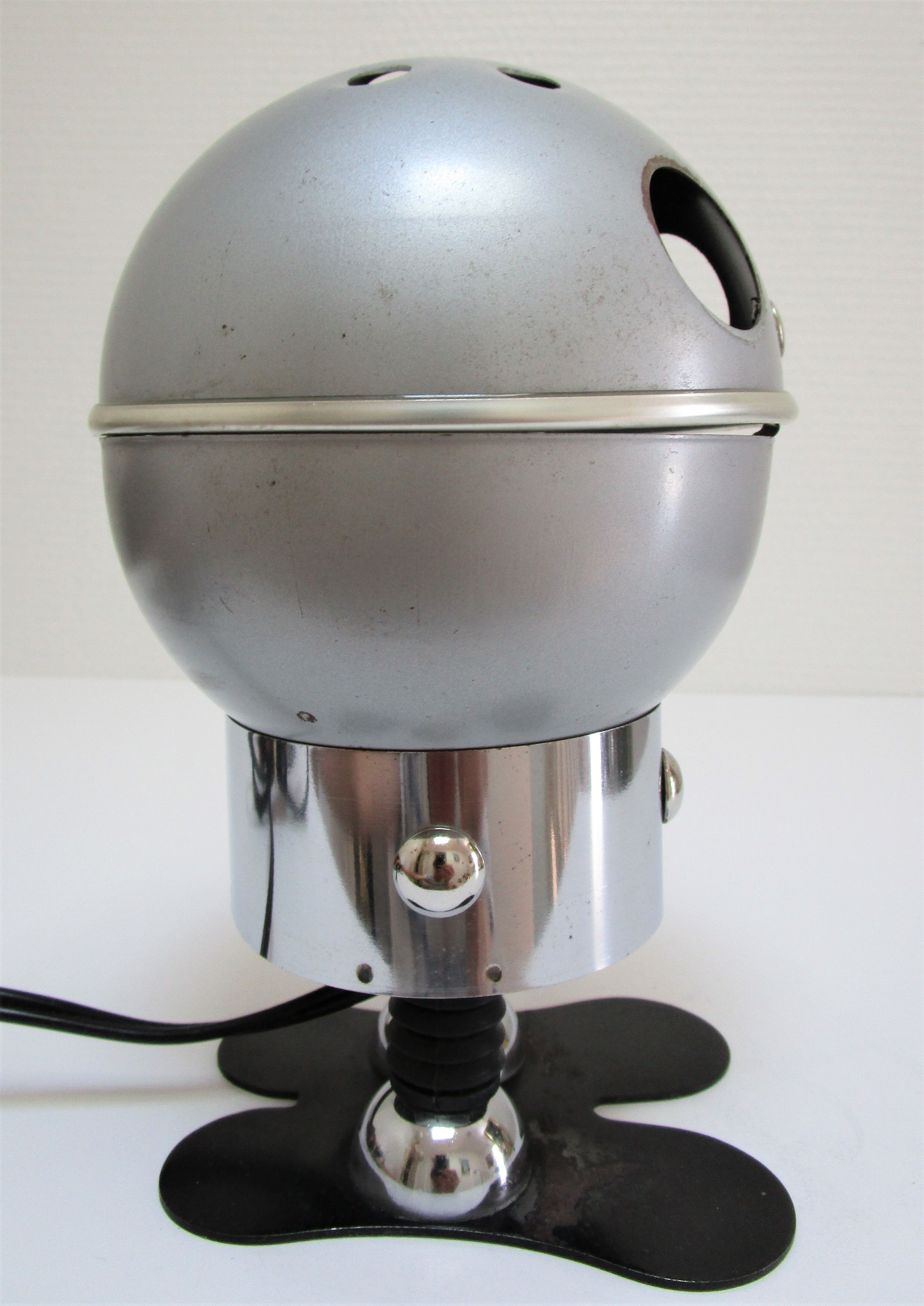 Robot lamp by satco space age 70s