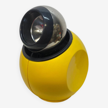 Lampe jaune de l’ère spatiale, AKA