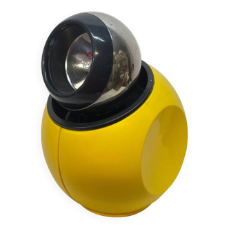 Lampe jaune de l’ère spatiale, AKA