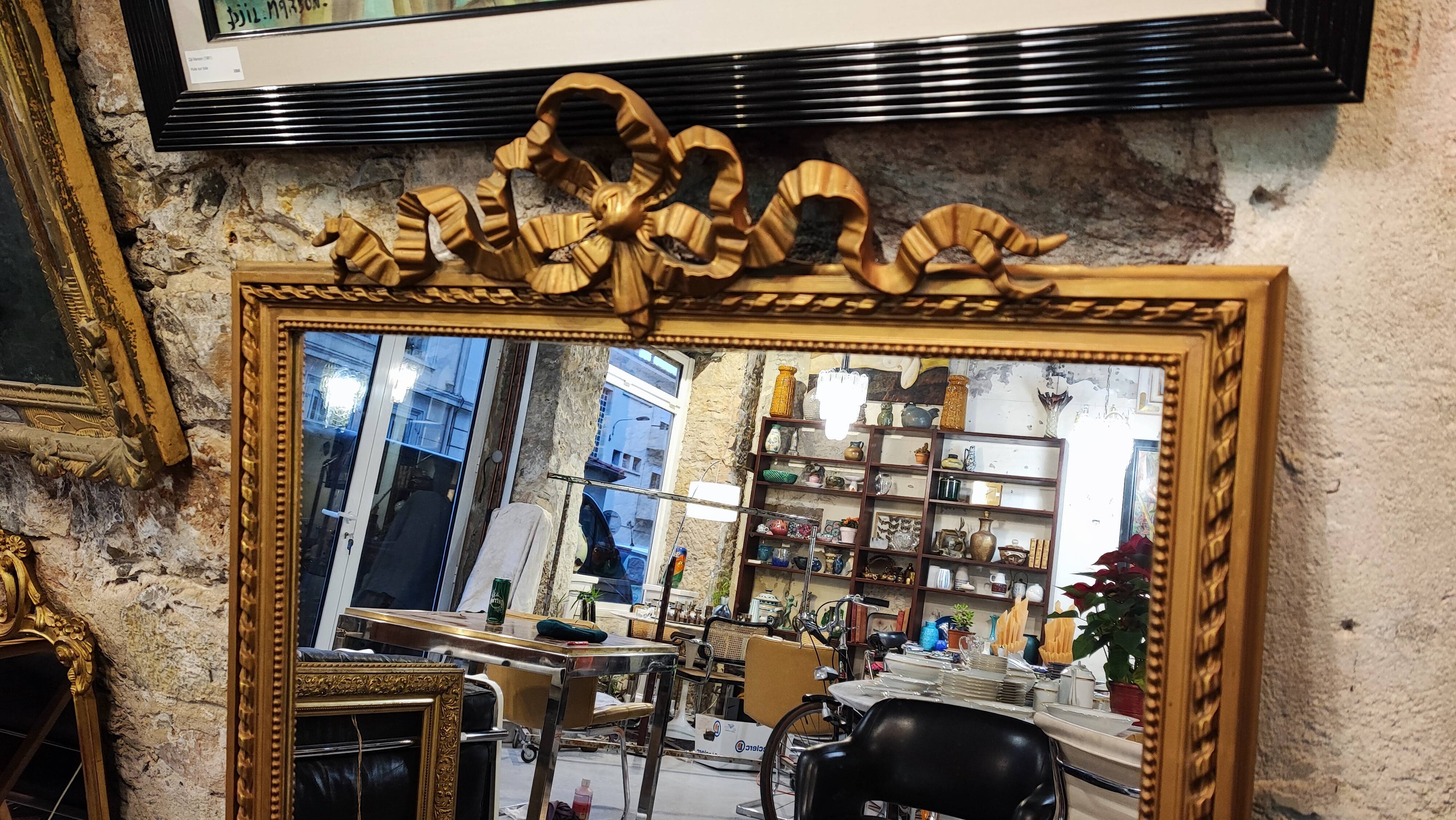 Large gilded mirror with ribbon – Napoleon III period – 136 cm