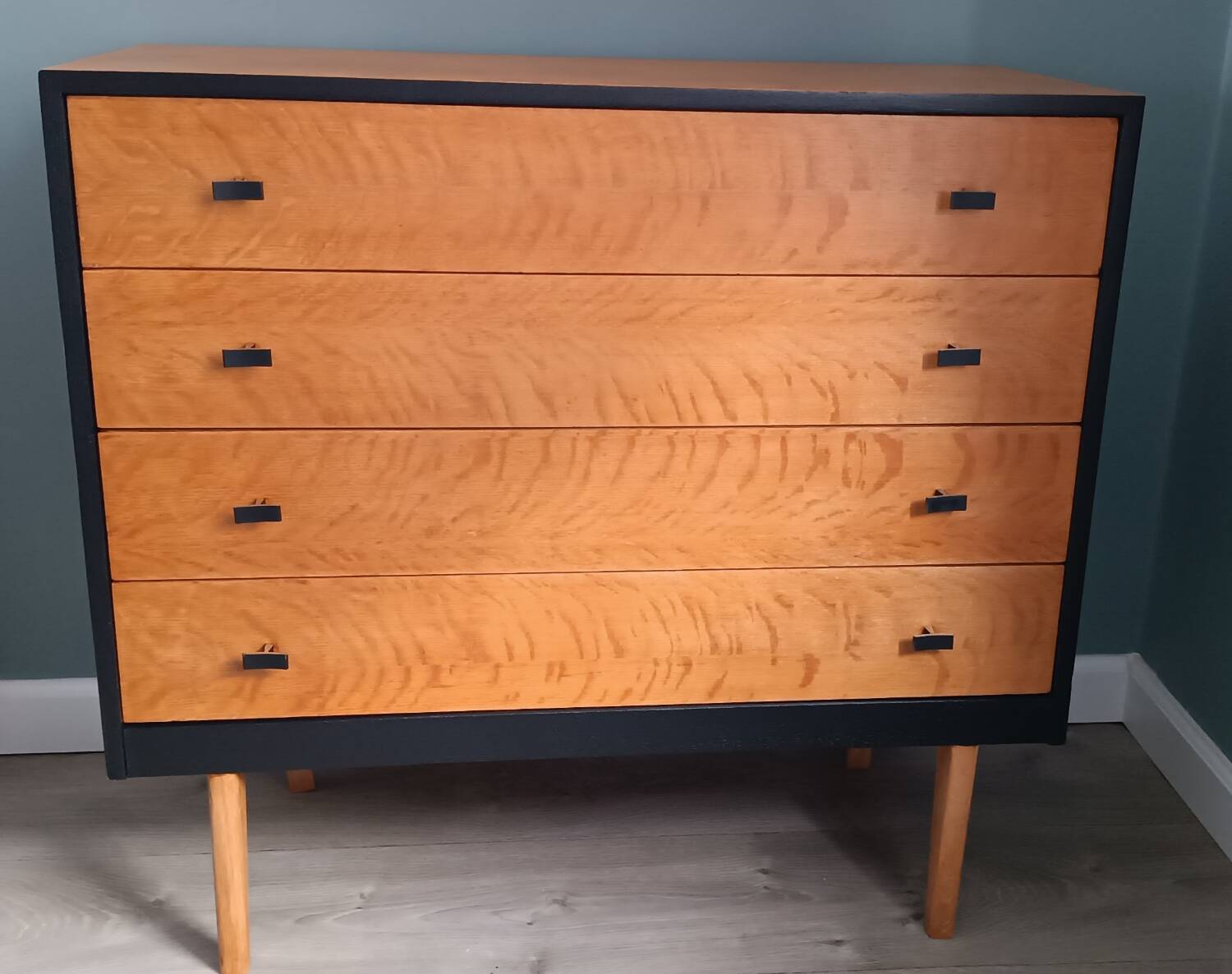 Vintage Scandinavian chest of drawers