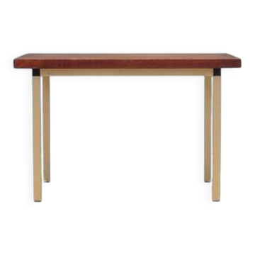 Table basse, design danois, années 1970, production : Danemark