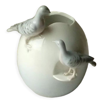 Copenhagen porcelain egg vase decor pigeons