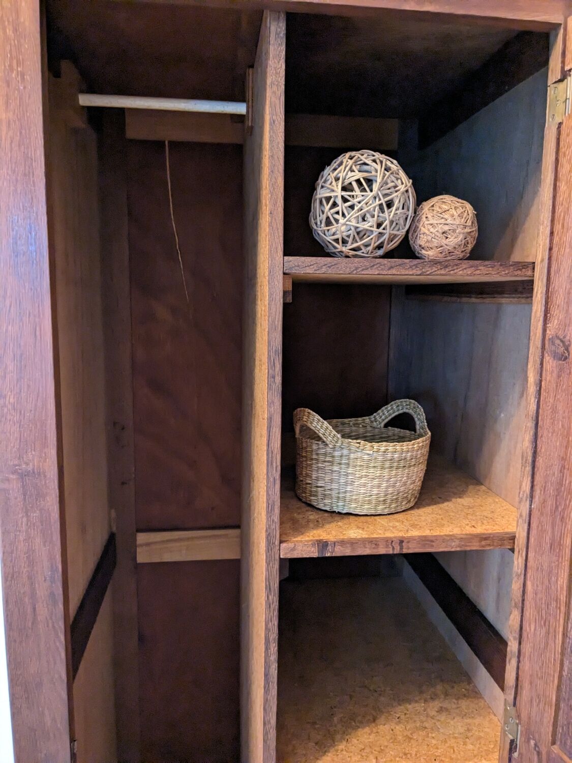 Armoire vestiaire d'internat