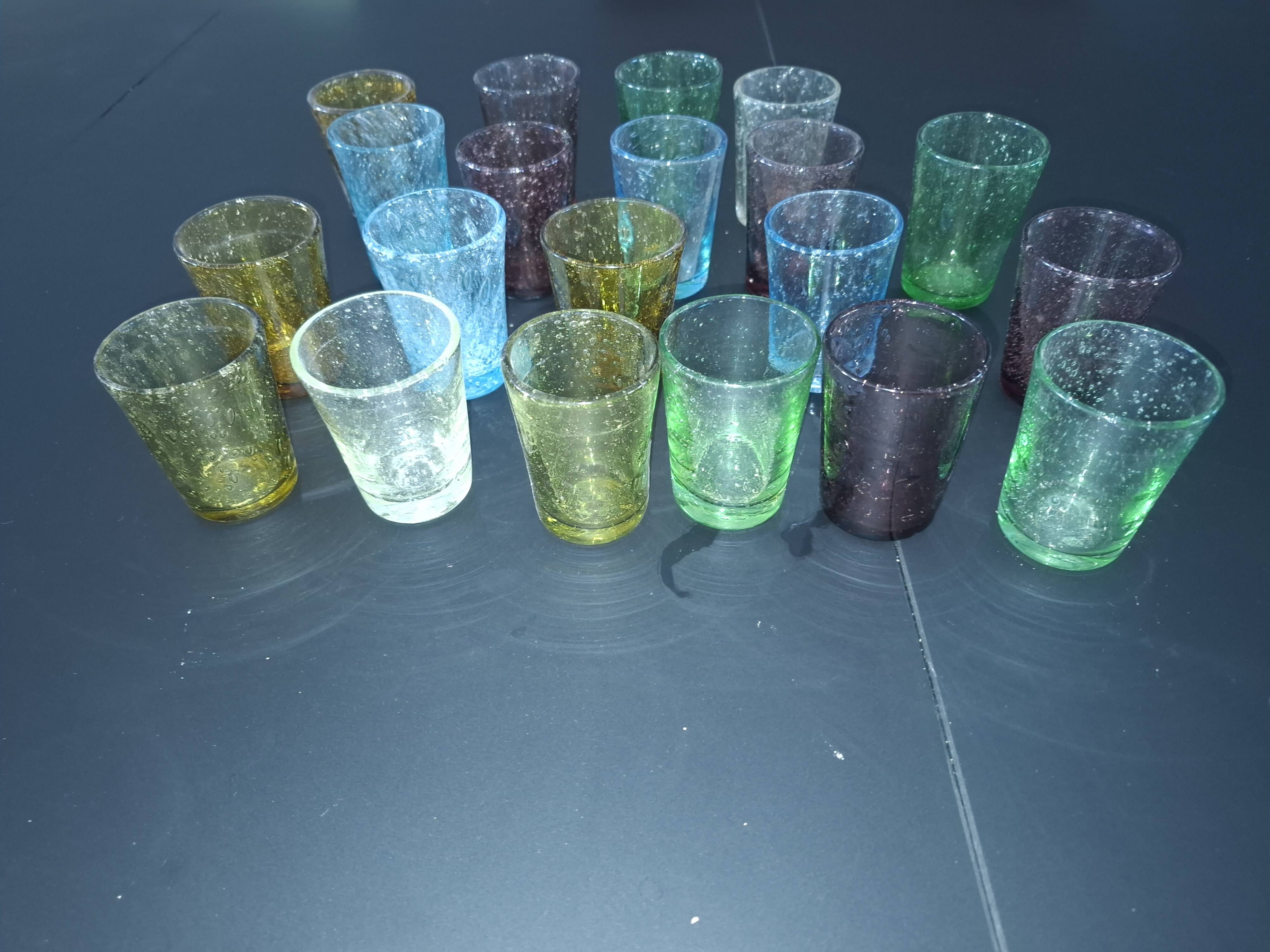 20 verres biot en verre souffle