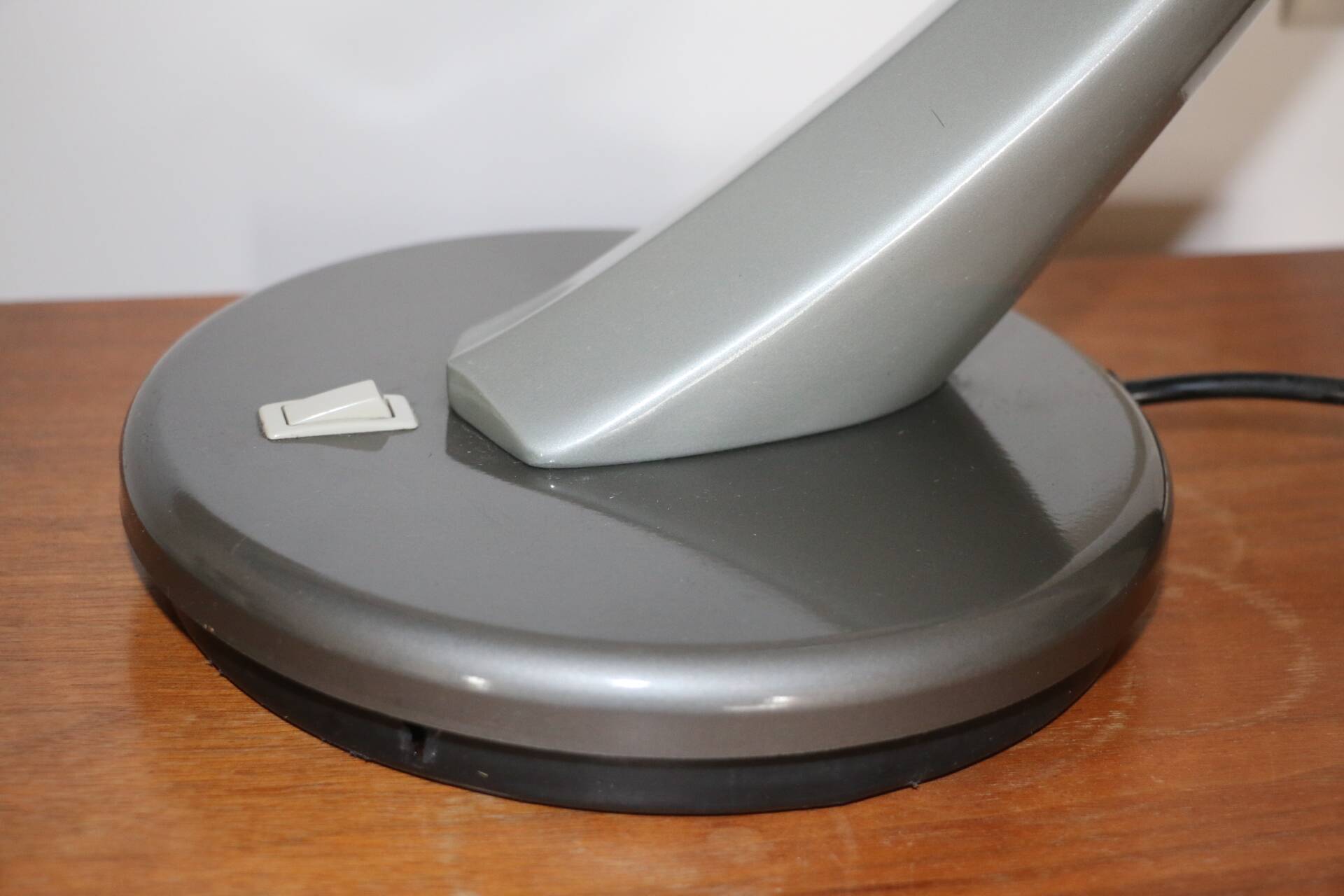 Metallic grey desk lamp FASE