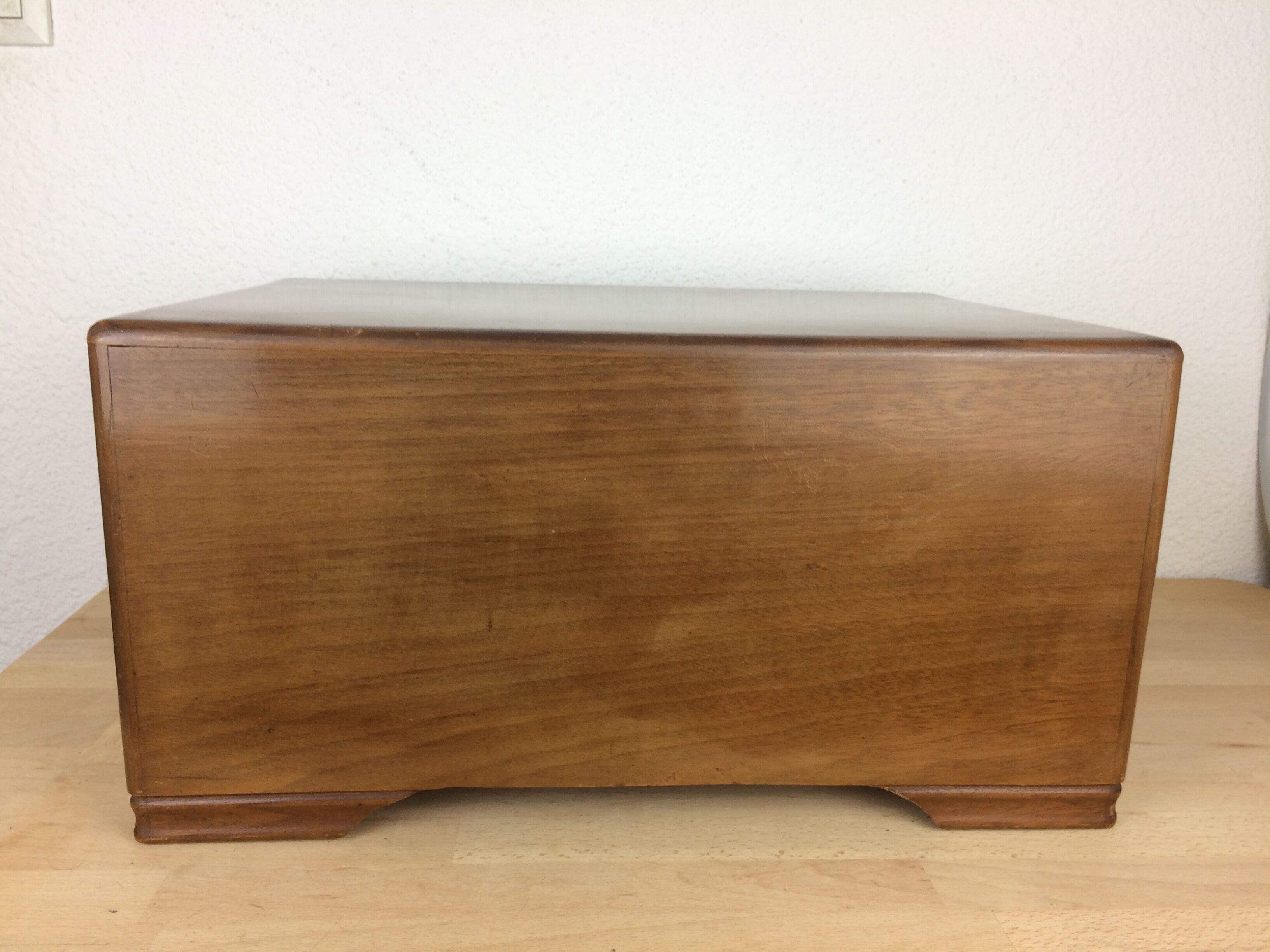 Safe cabinet 3 drawers for silver housewife