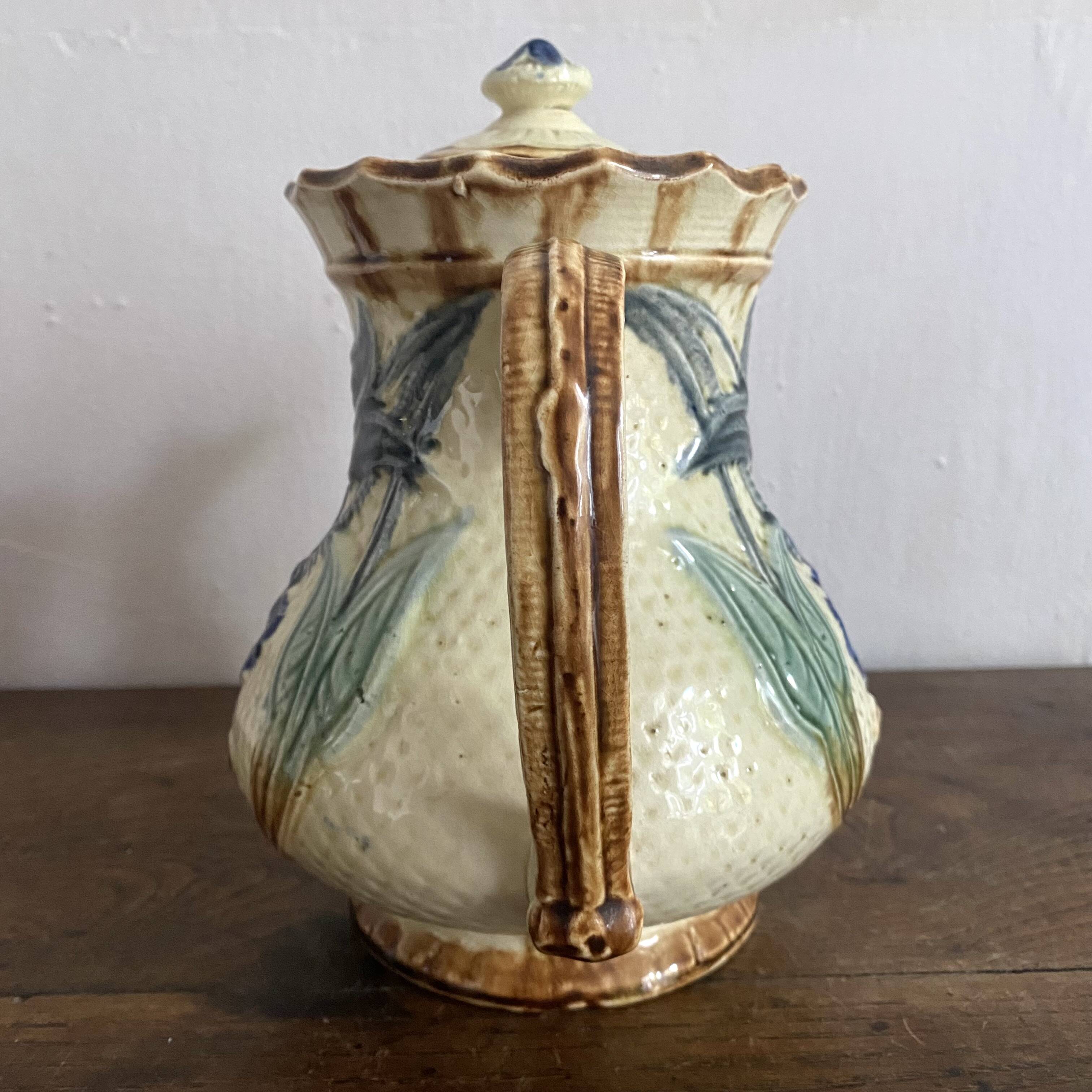 Wasmuel Belgium slip teapot