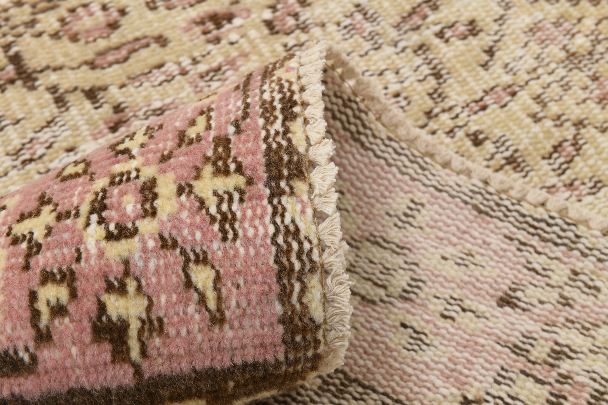 Hand-made vintage rug 303x206cm