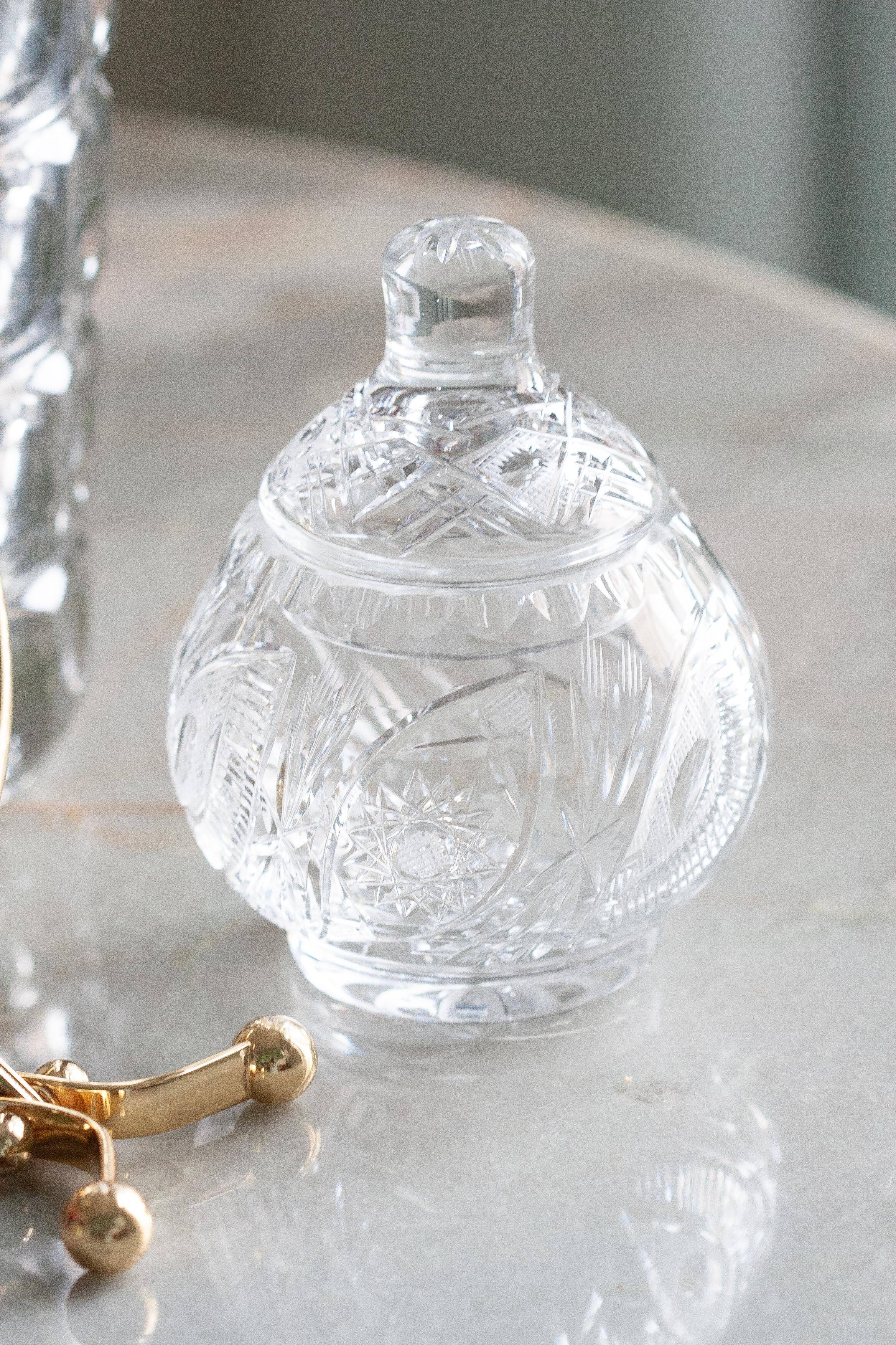 Vintage sugar bowl in crystal and clear glass, Italy, 1960s.