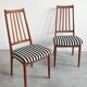 Ensemble de 4 chaises Mid-Century Modern en teck massif 1960