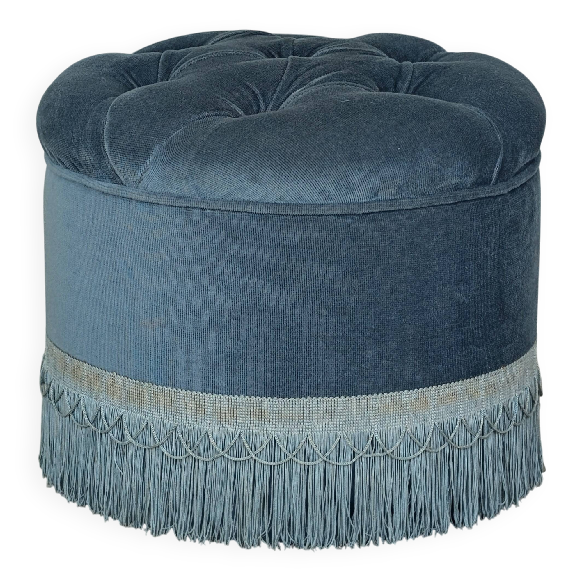 Velvet pouf