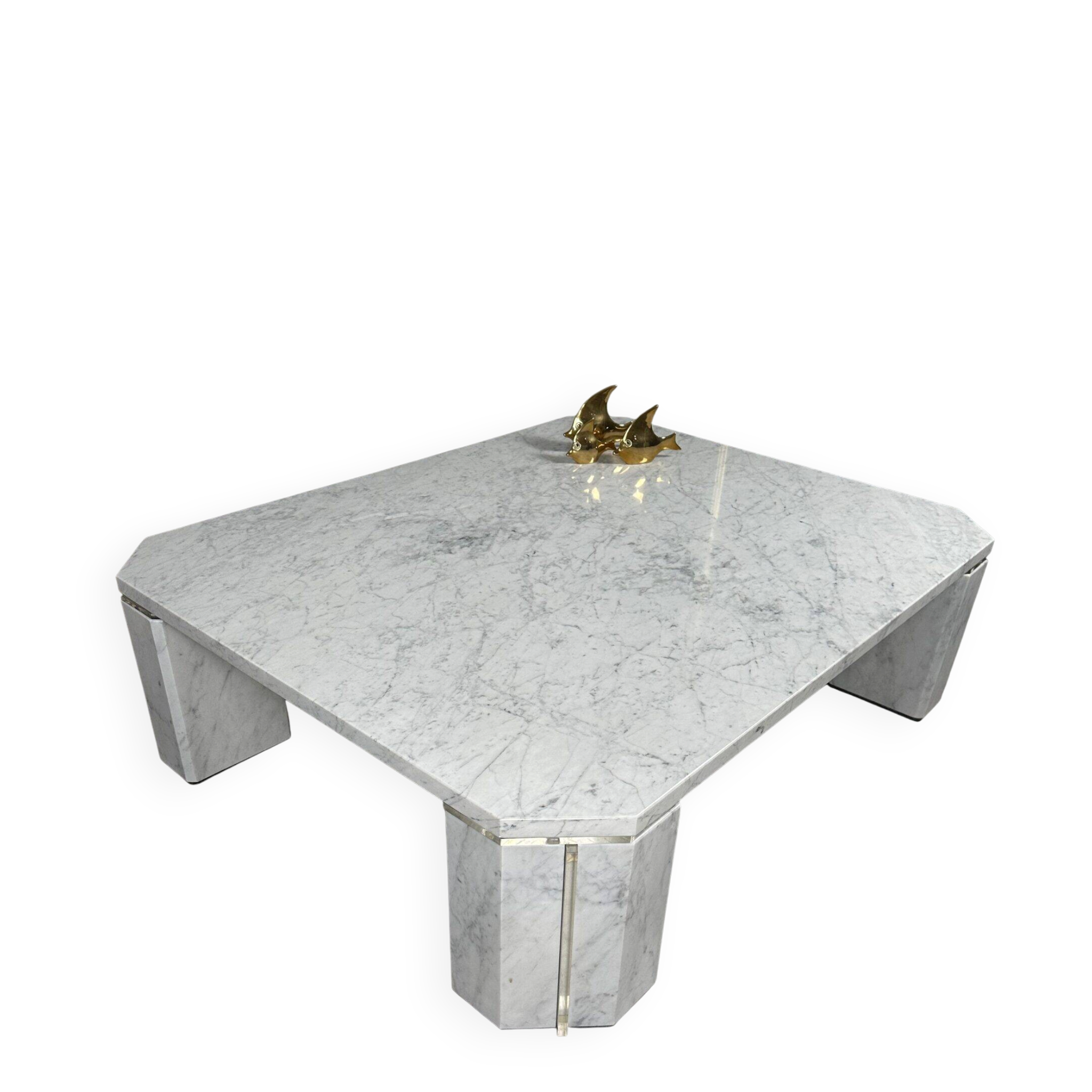 Vintage coffee table – Carrara marble