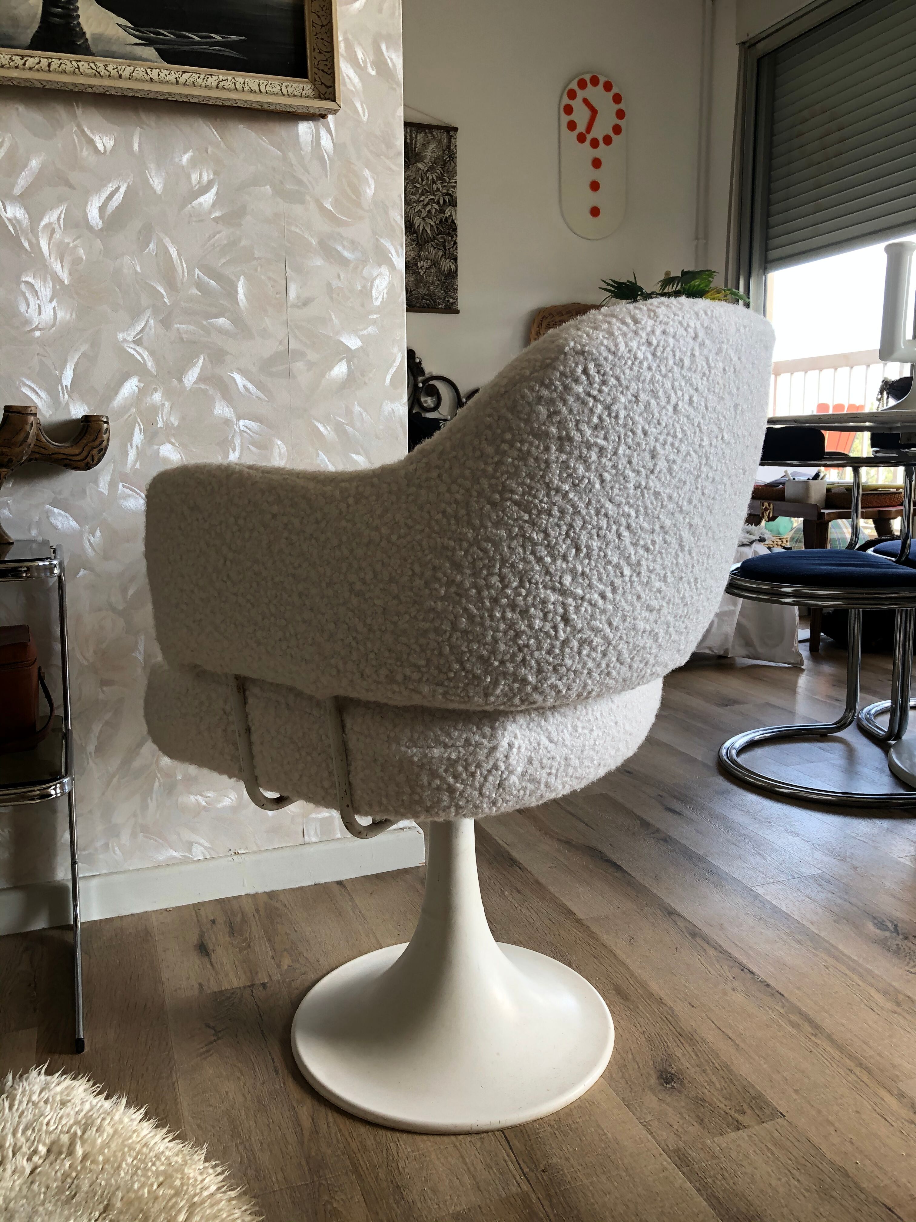 Chair 1970s tulip foot