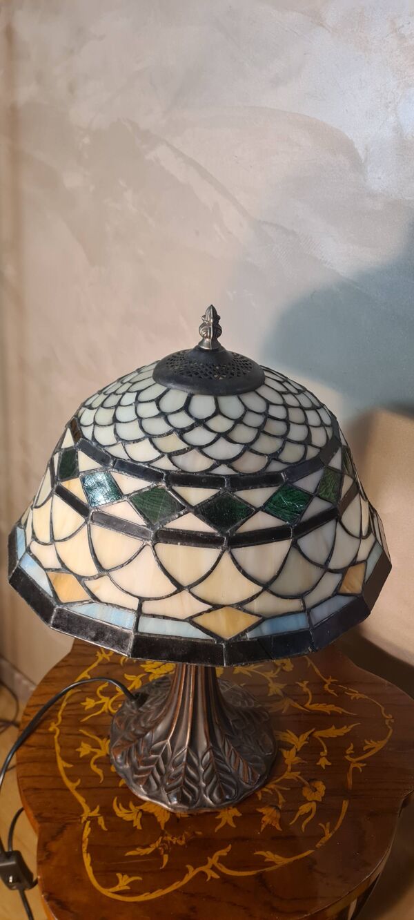 lampe sous license original tifany  eskriss verre vitrail  49x3 33