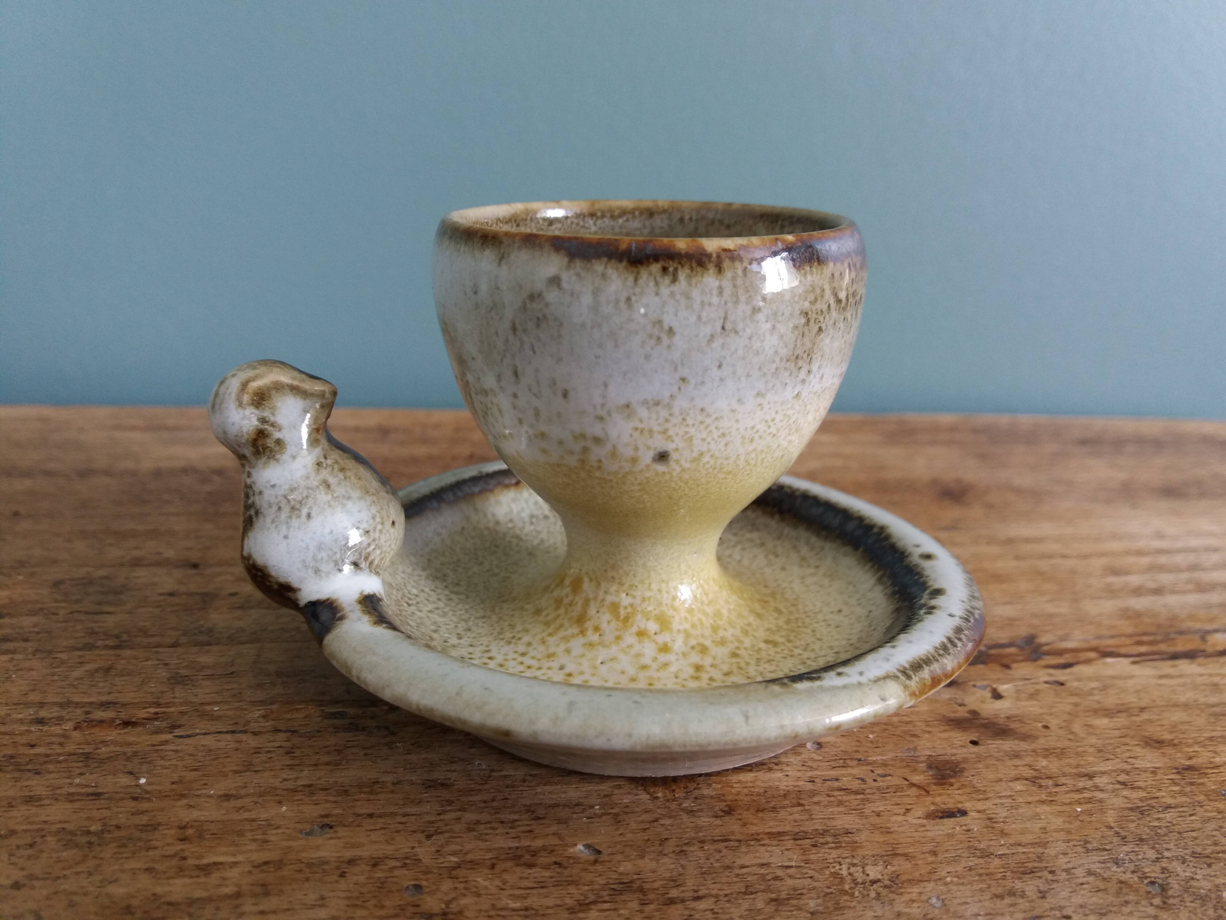 Sandstone bird egg cup signed Jean Marie Delahaye Malicornes