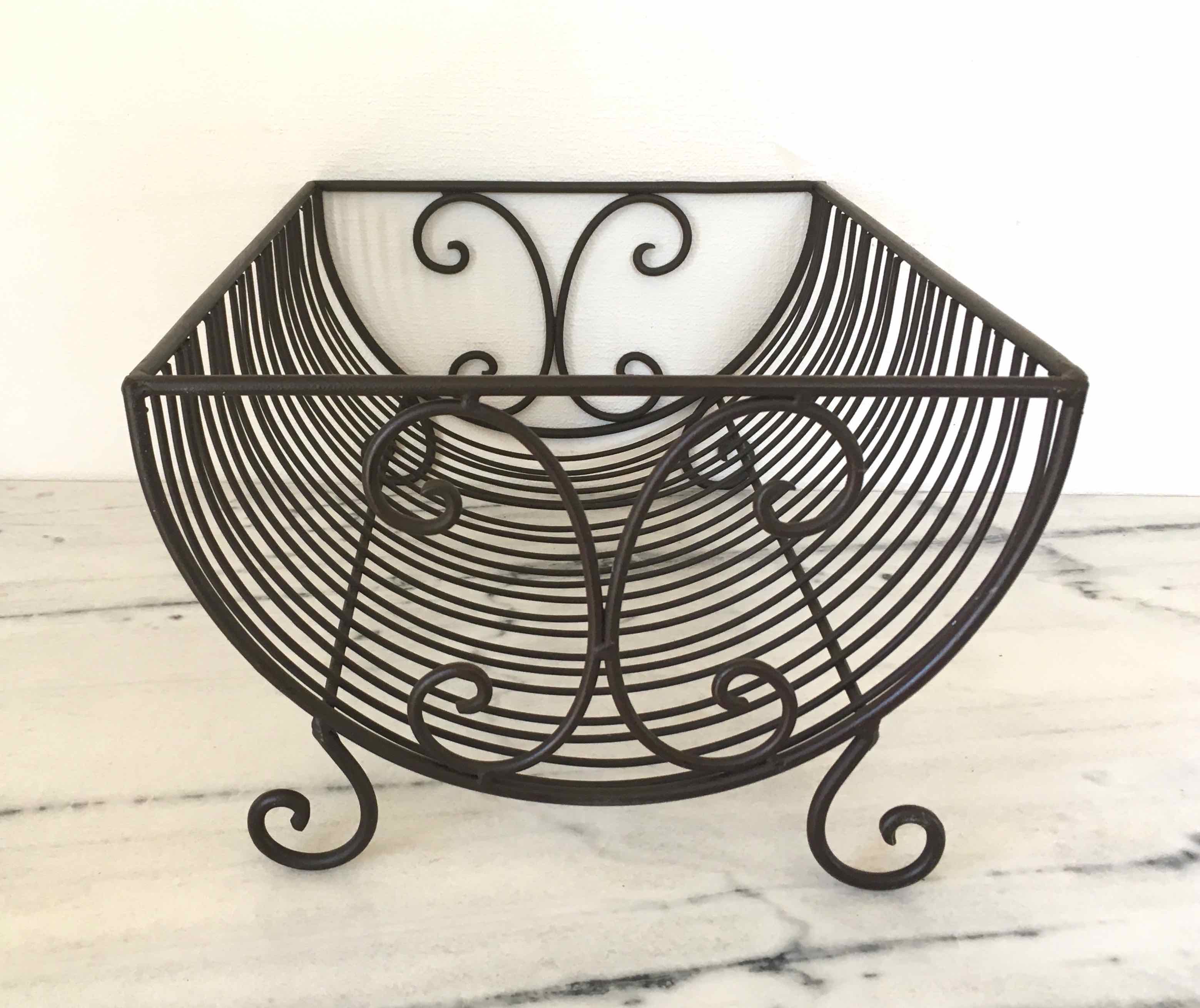 Wrought iron style dish drainer