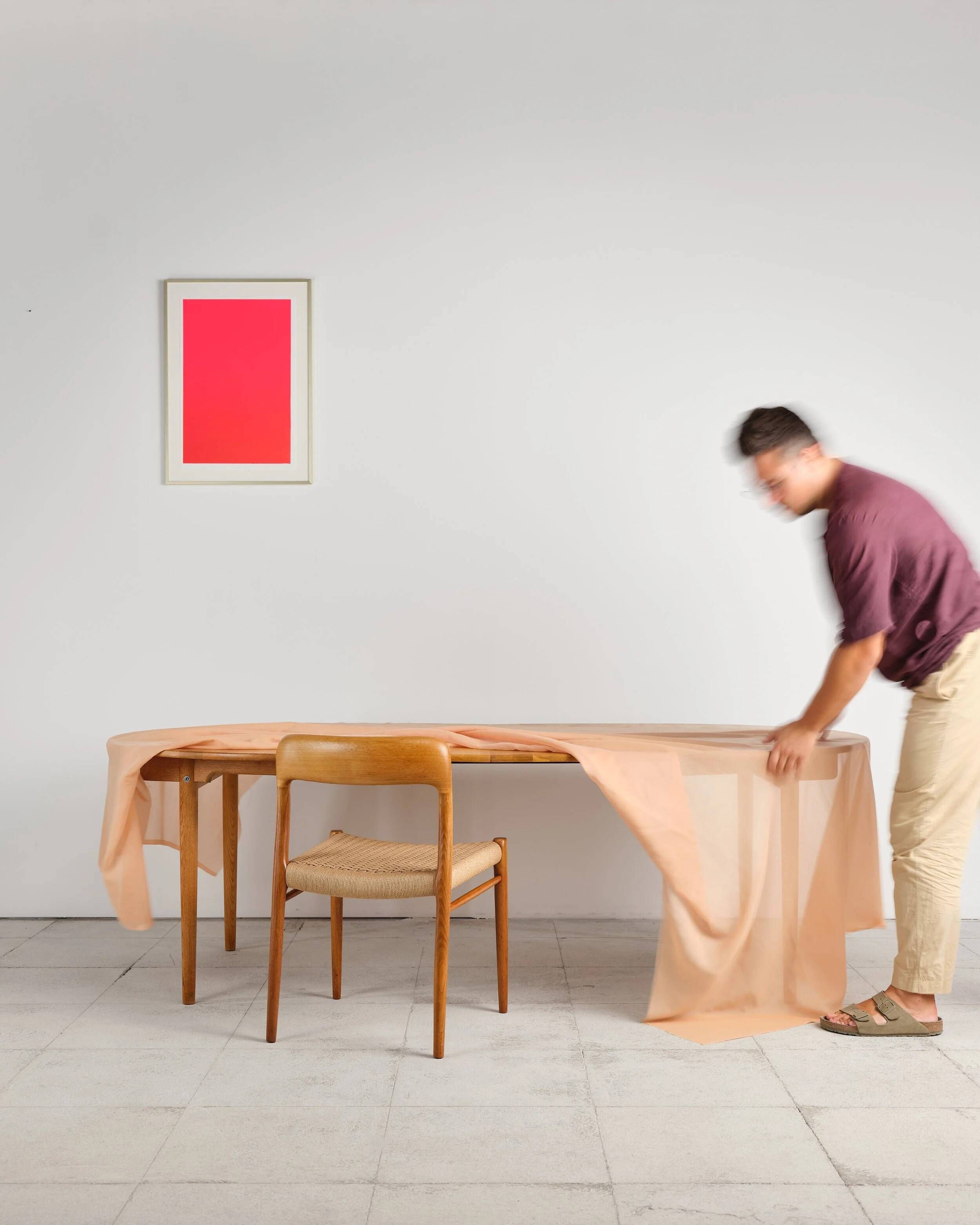 Table ronde extensible en chêne par Hans J. Wegner, Danemark, années 70