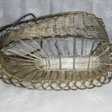 Silver metal pourer basket