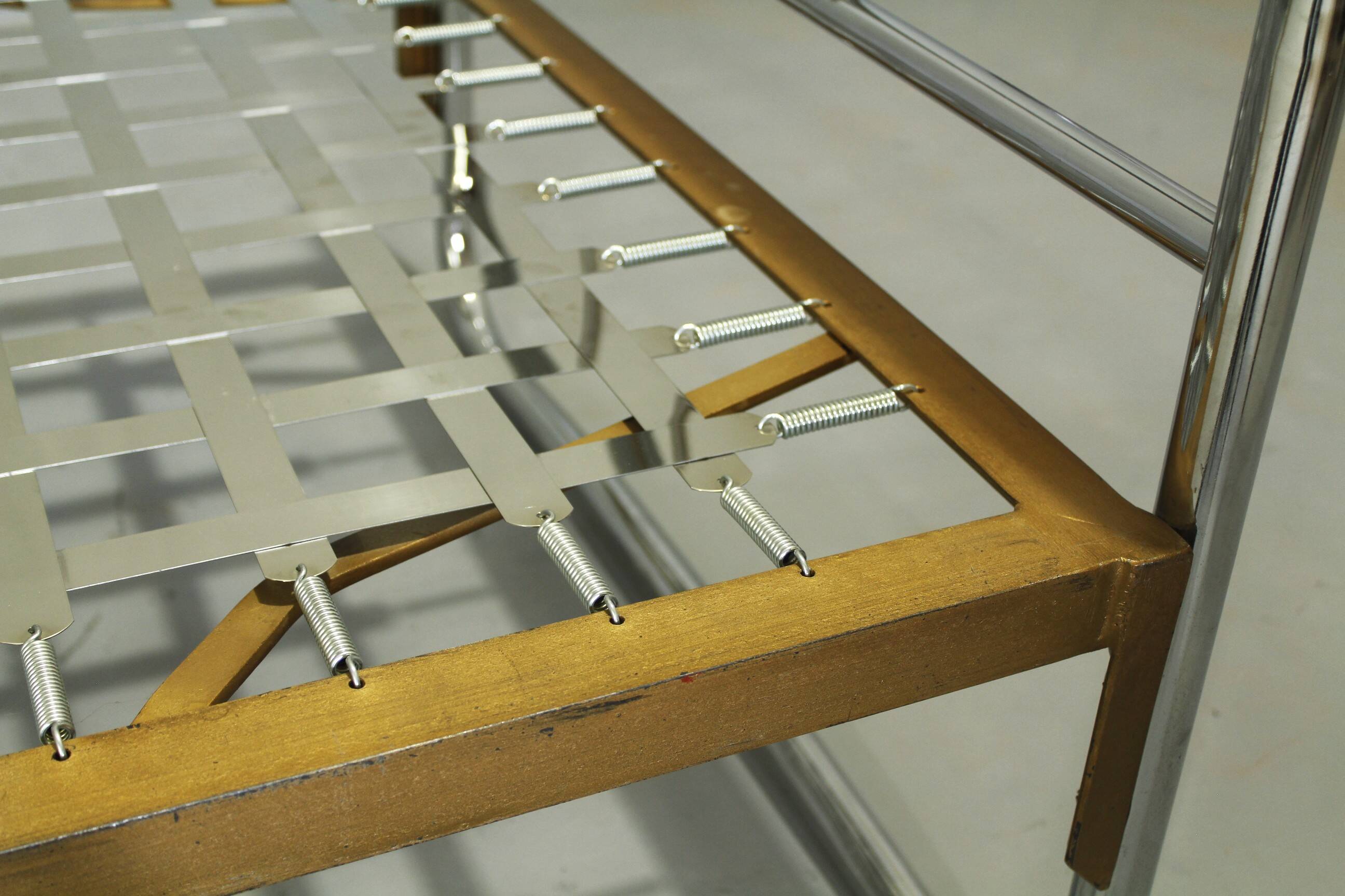 Lit Bauhaus