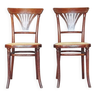 2 chaises Thonet N°221 avec incrustations de bronze, vers 1910