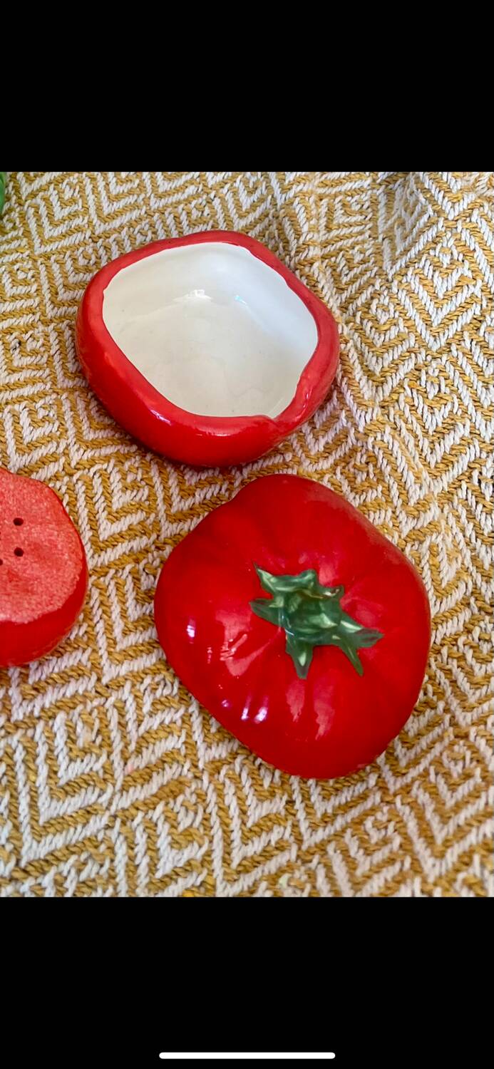 Vintage earthenware set – tomato salt and pepper shakers.