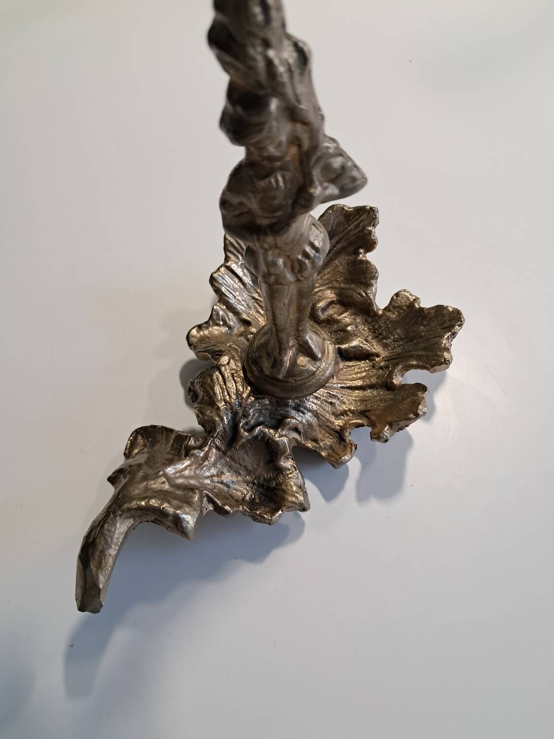 Candle holder