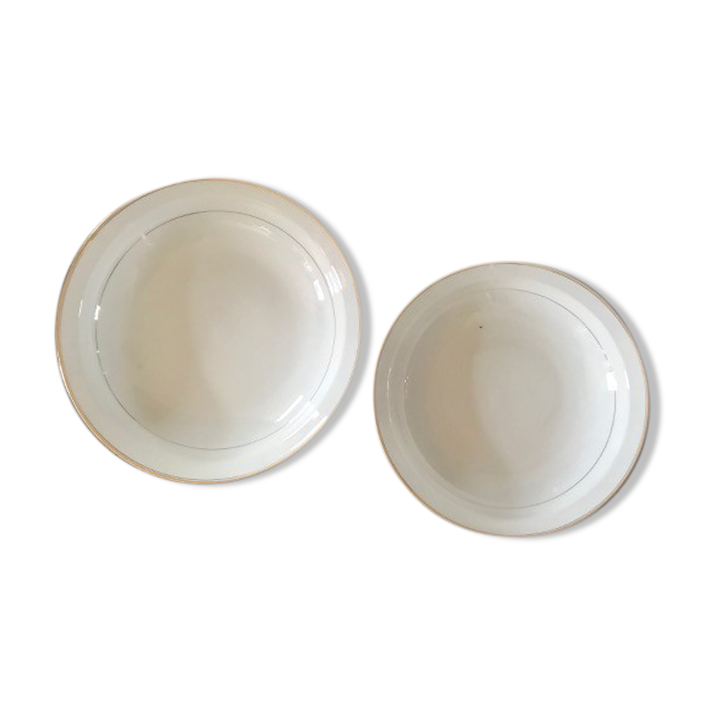 Duo of porcelain dishes uml