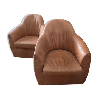 Leather armchairs rotating 360 degrees