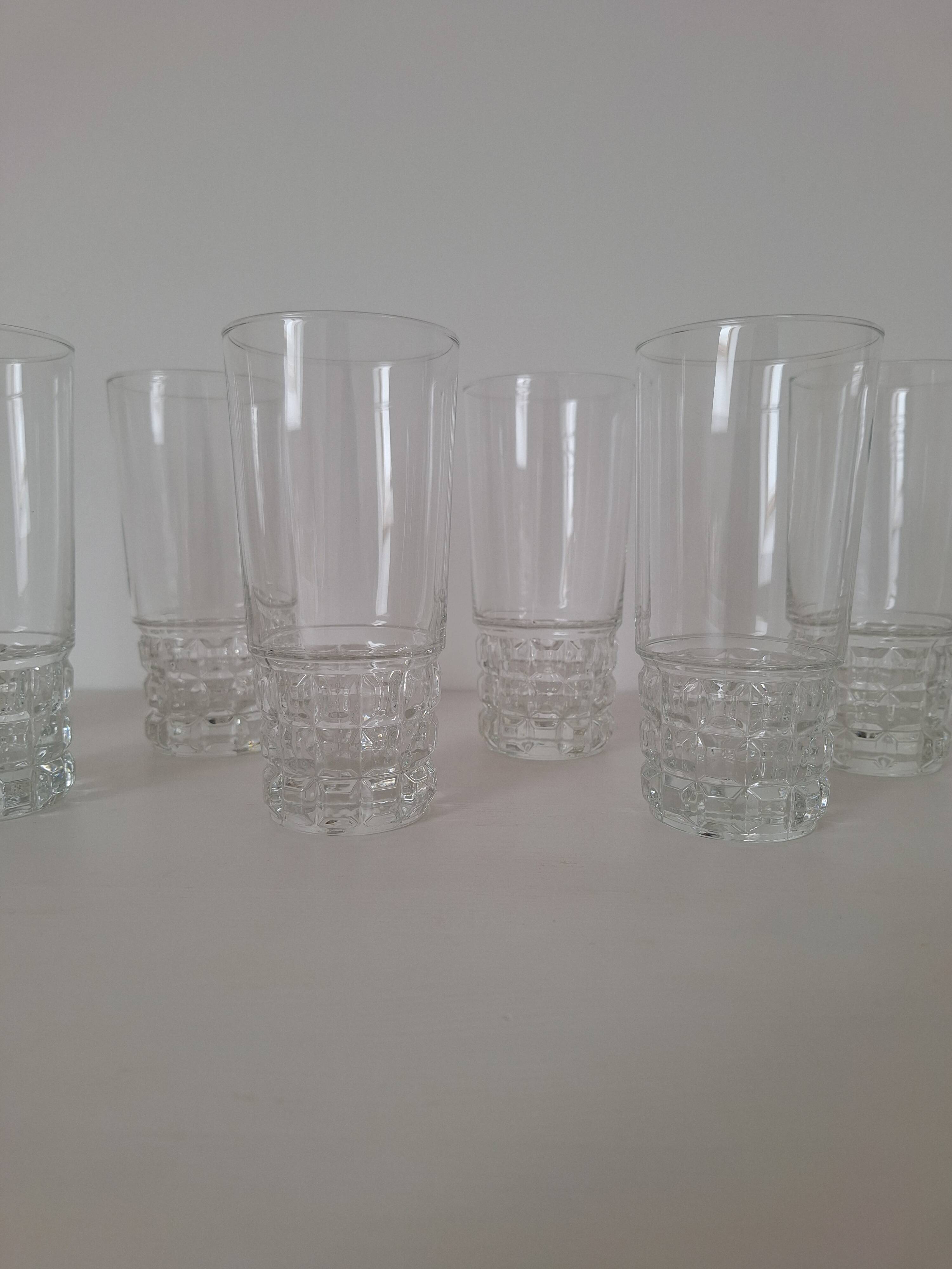 10 vintage water or aperitif glasses