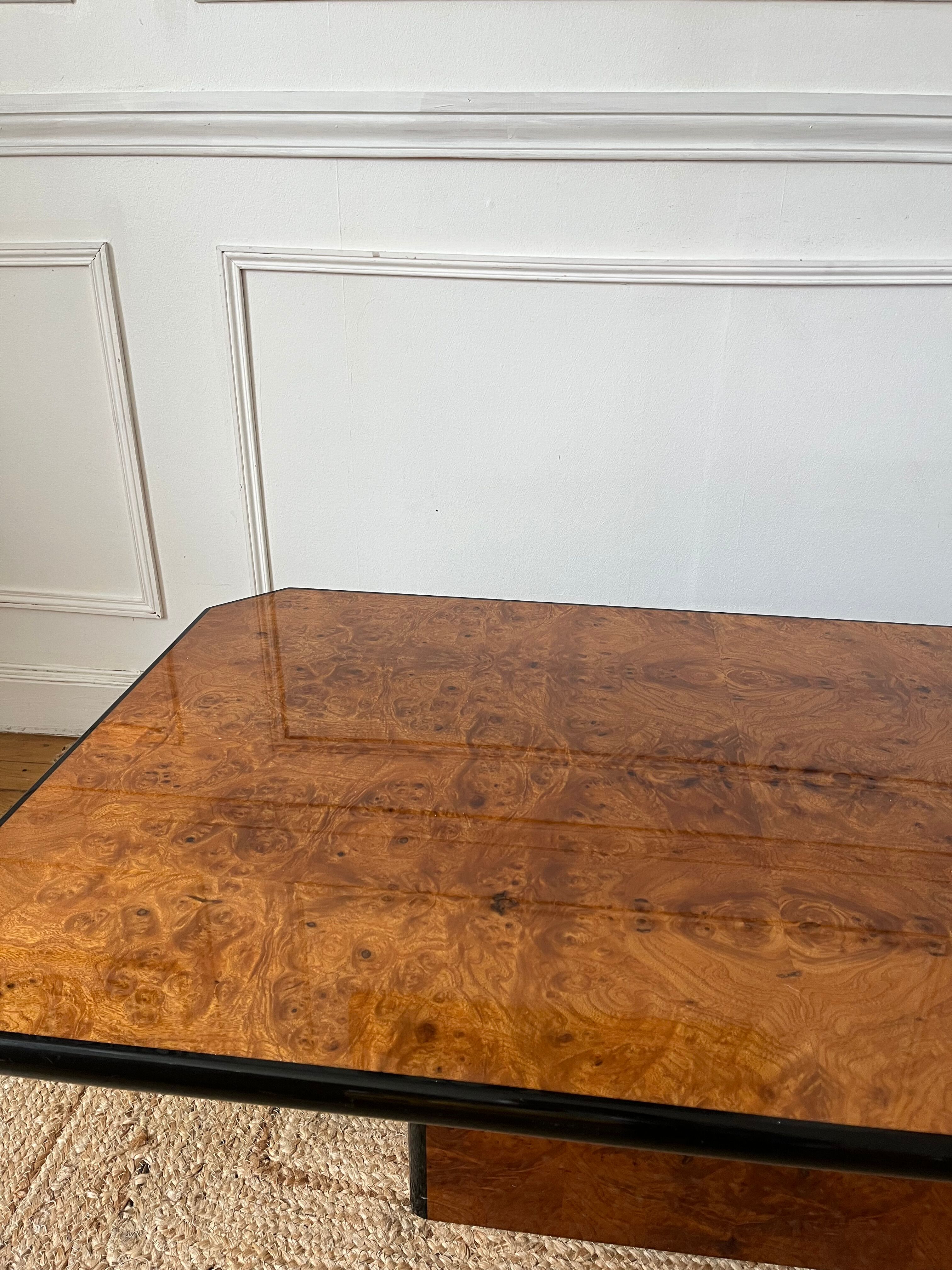 Table basse en loupe d’orme, 1970