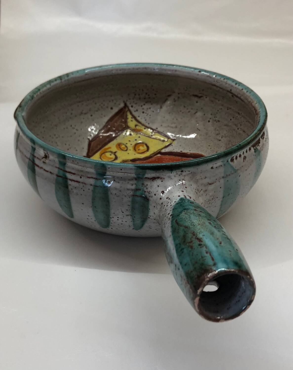 Ceramic fondue pot by Daniel Étienne in Vallauris