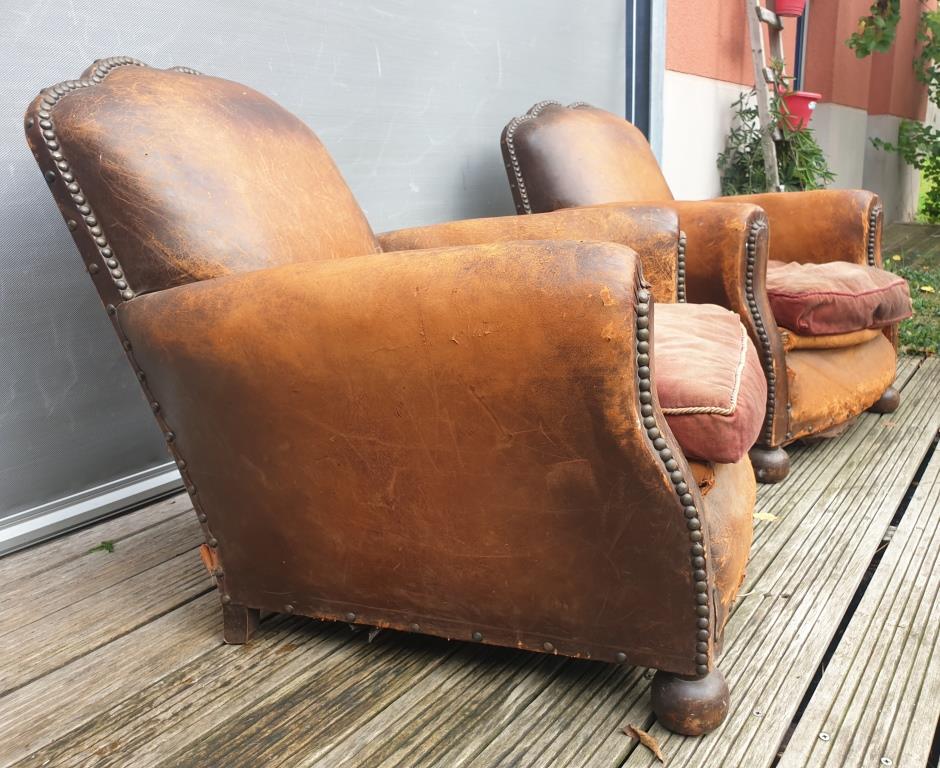 Pair armchairs club leather "punk" back mustache