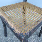 Scandinavian cannée chair